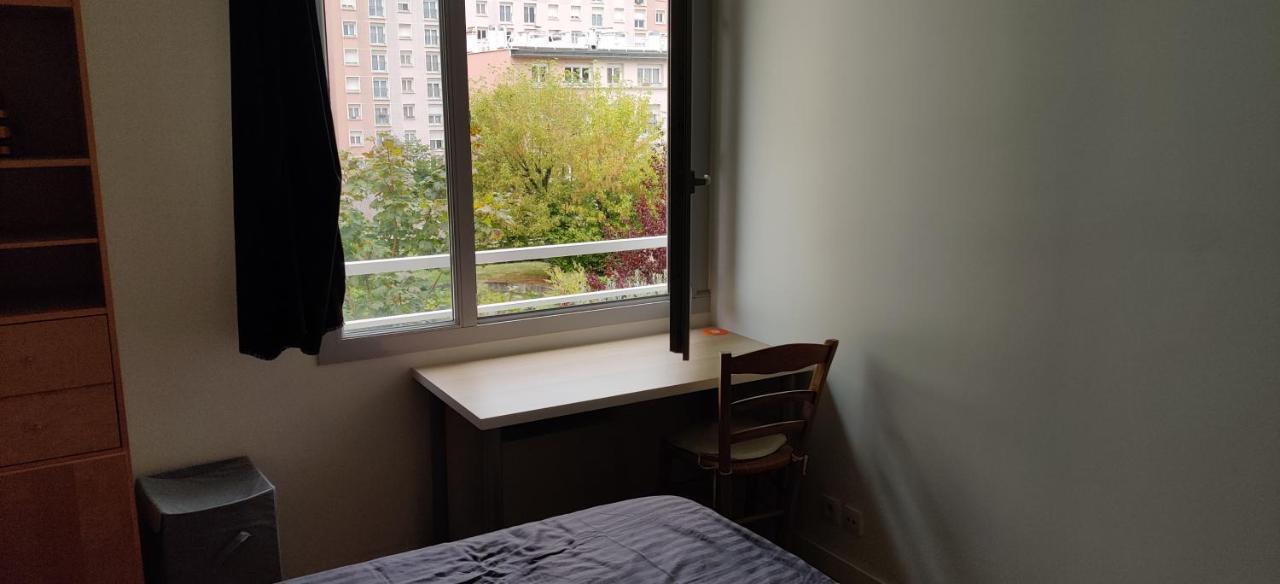 Chambre Chez L'Habitant A 5 Minutes Du Metro إيفري سور سين المظهر الخارجي الصورة