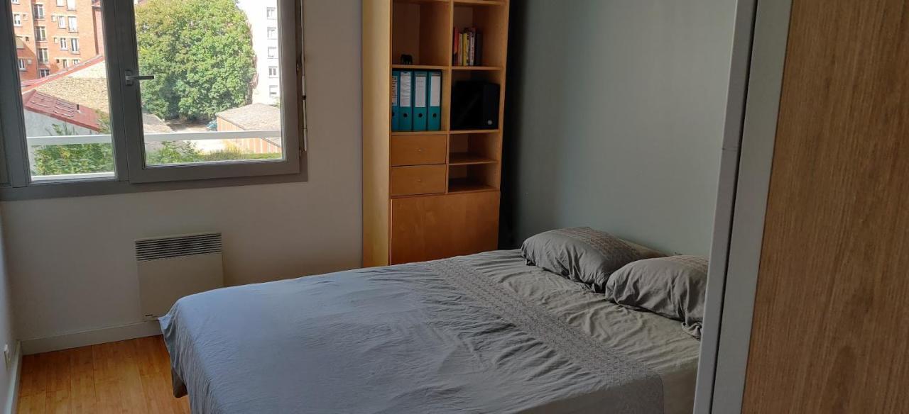 Chambre Chez L'Habitant A 5 Minutes Du Metro إيفري سور سين المظهر الخارجي الصورة
